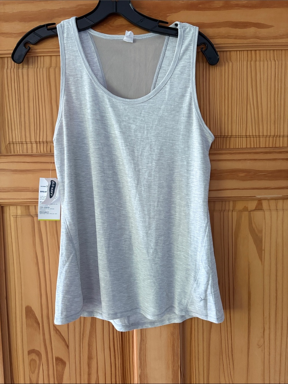 NWT Old Navy Performance Top, Medium